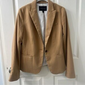 Banana Republic Women's Tan Blazer Size 6